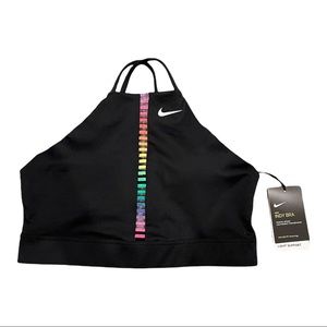 NEVER BEEN WORN NIKE TIGHT FIT SHORT: 7 inch Size M